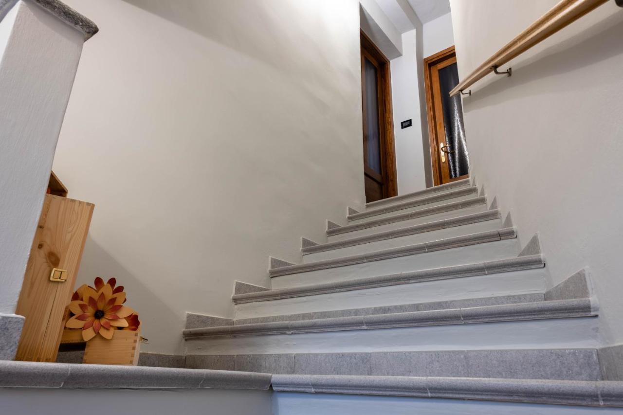 Alla Torre - Nel Cuore Del Borgo Storico Castagnole delle Lanze ภายนอก รูปภาพ