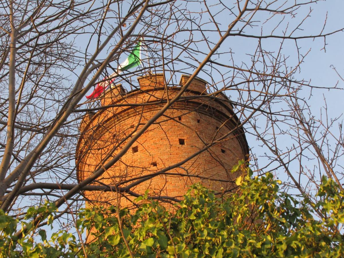 Alla Torre - Nel Cuore Del Borgo Storico Castagnole delle Lanze ภายนอก รูปภาพ